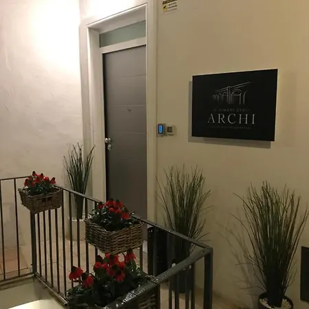 Le Dimore Degli Archi فندق مبيت وإفطار